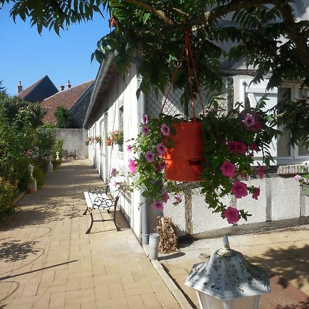 Bed and Breakfast Les Rouches Cormeray Екстер'єр фото