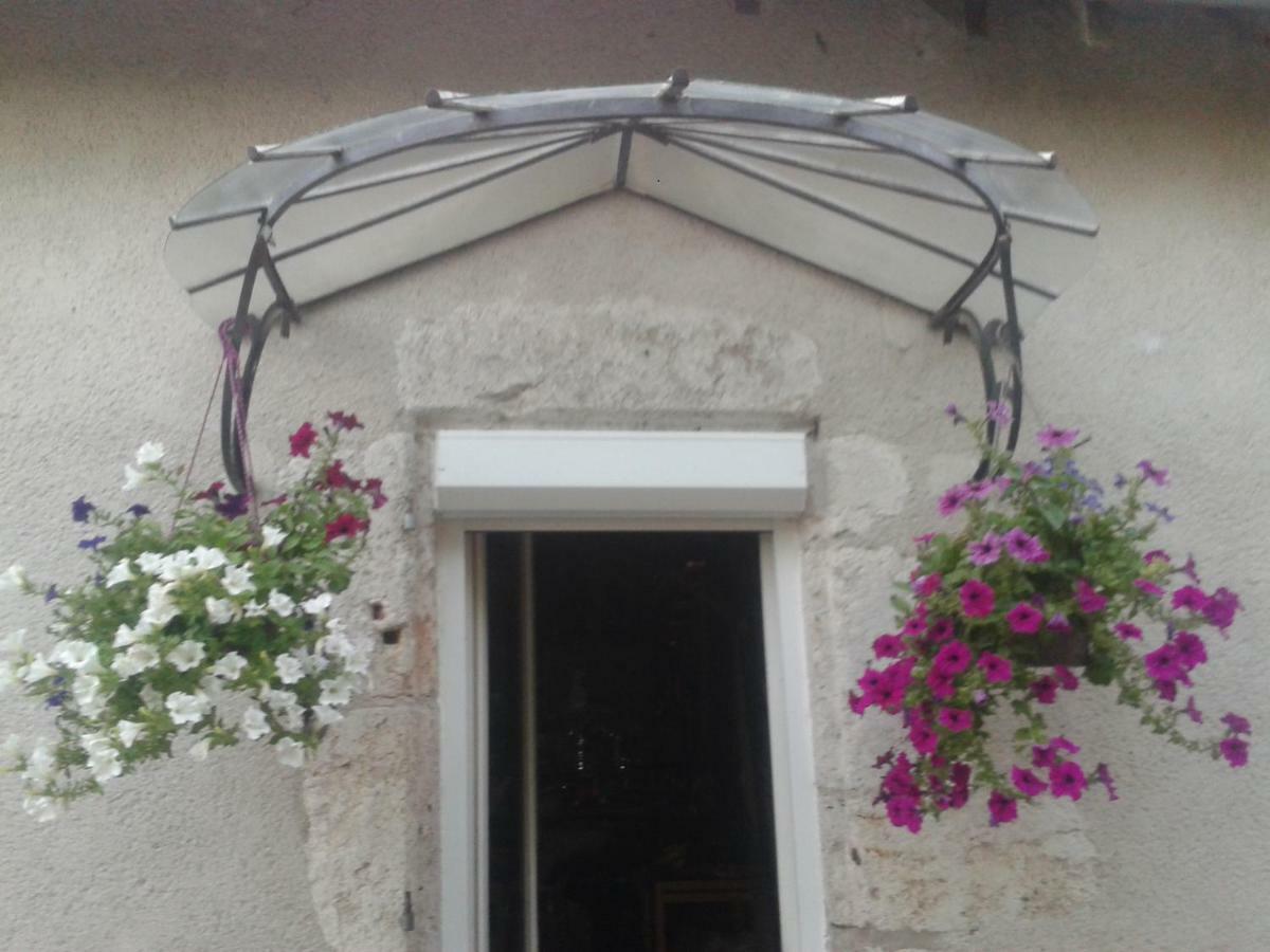 Bed and Breakfast Les Rouches Cormeray Екстер'єр фото