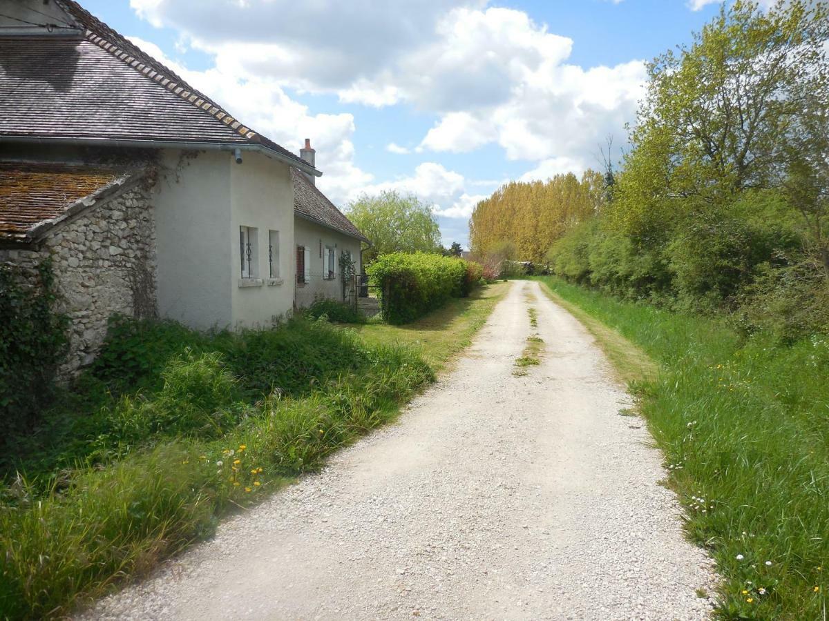 Bed and Breakfast Les Rouches Cormeray Екстер'єр фото